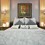 Schoene, Geraeumige Souterrain Mit Japangarten, Kostenlos Parkplatz * 코블렌츠