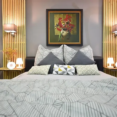 Schoene, Geraeumige Souterrain Mit Japangarten, Kostenlos Parkplatz * Coblence