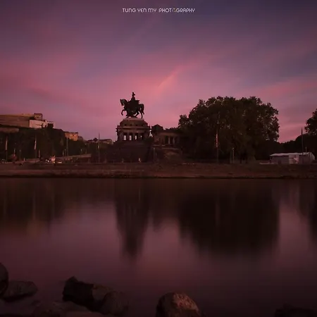 Schoene, Geraeumige Souterrain Mit Japangarten, Kostenlos Parkplatz Appartement