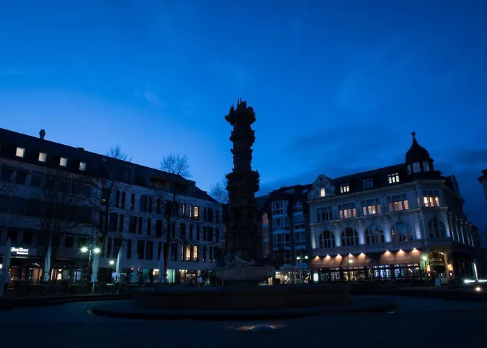 Apartamento Schoene, Geraeumige Souterrain Mit Japangarten, Kostenlos Parkplatz Coblença