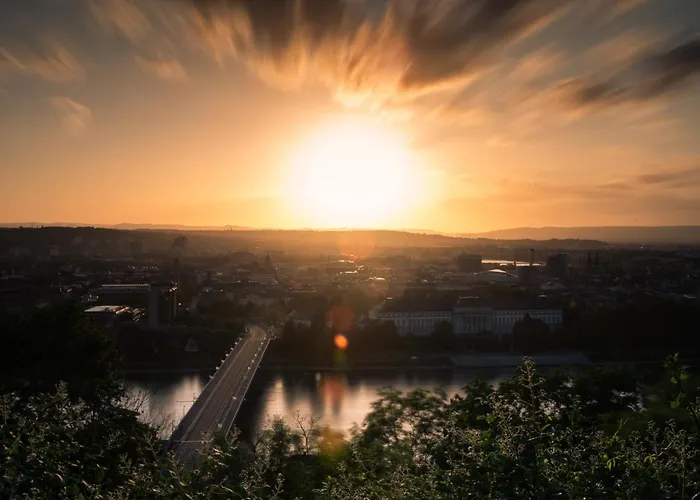 Schoene, Geraeumige Souterrain Mit Japangarten, Kostenlos Parkplatz Apartamento *
